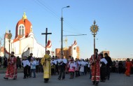 Вихід процесії з храму св. Петра