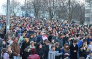 На дорозі Христовій було багато людей, на нашій життєвій дорозі є Христос в багатьох людях.